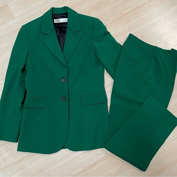 Zara Women Emerald Green Pant Suit Two Button Blazer Slim Pants Size Small - Picture 1 of 11